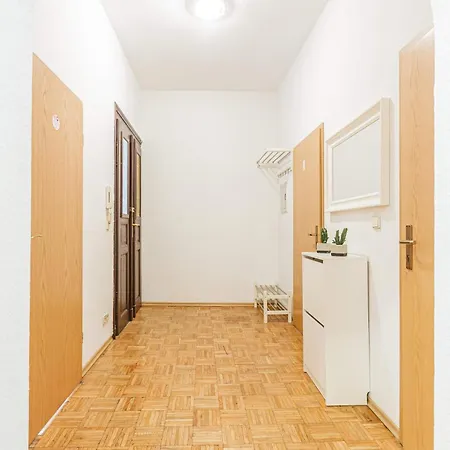 Apartment Enjoy Your With Dkn - Mon-sun - Late Night Check-in - Multilanguage - Near Railway Station - Witamy Serdecznie *